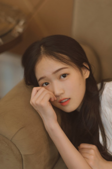 美女考比